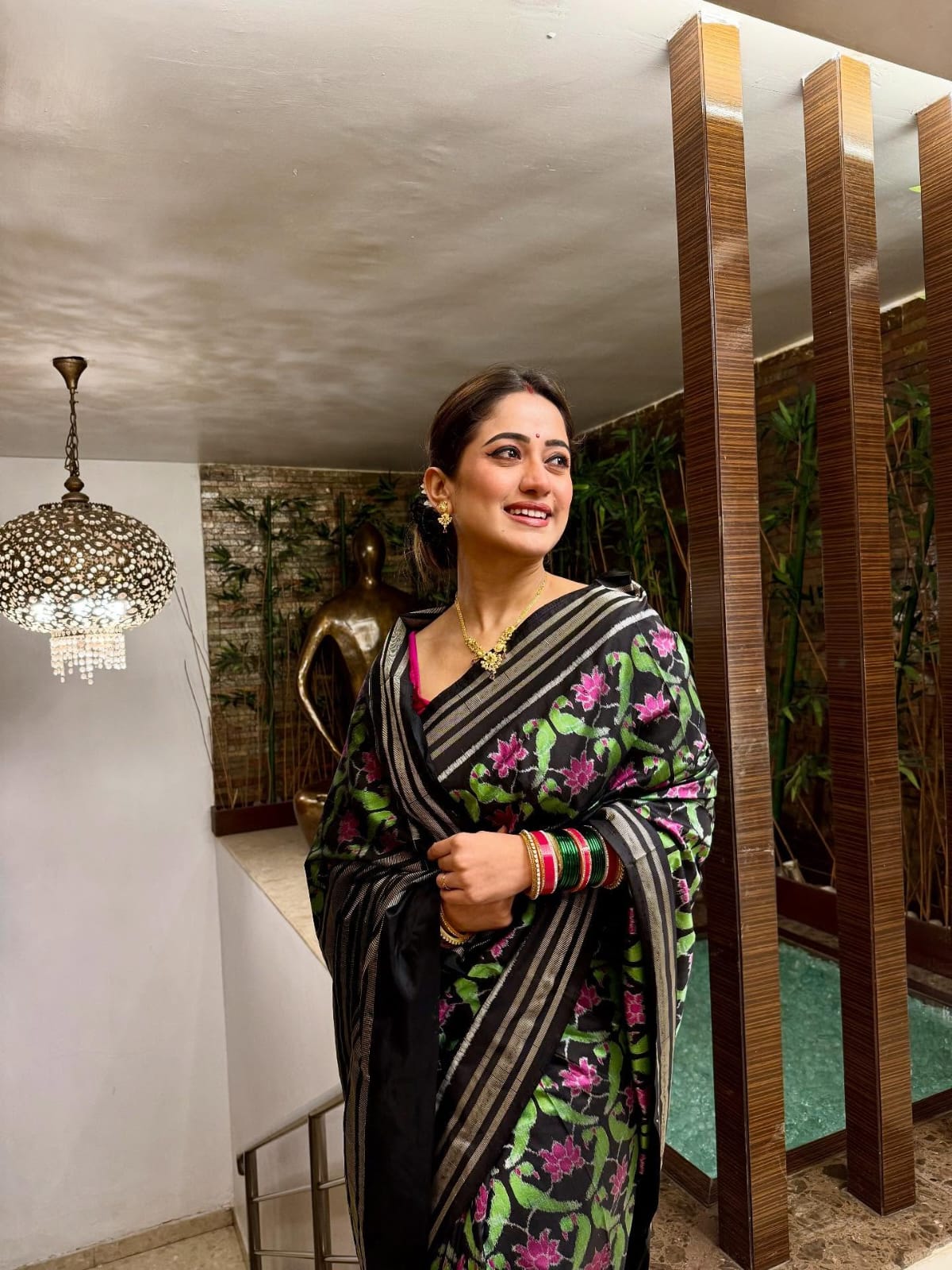 Black Dual Parrot & Lotus Design Sambalpuri Silk Saree