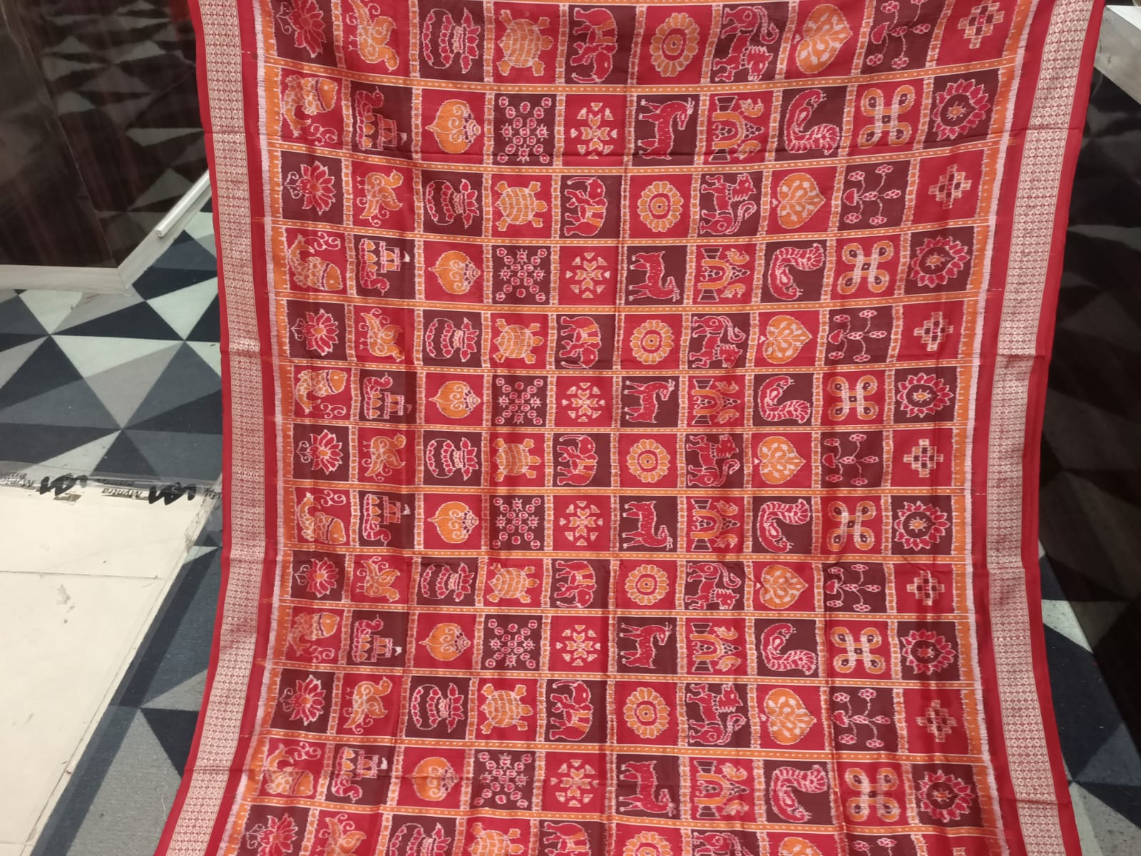 Maroon Red Nabakothi  Design Sambalpuri Silk Saree