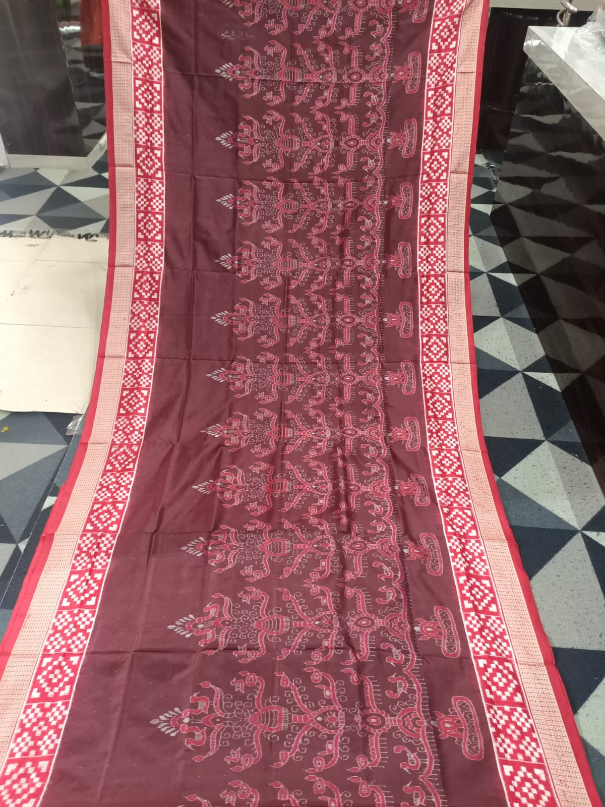 Coffee Maroon Akhanda Dipa & Scot Pasapali  Design Sambalpuri Silk Saree