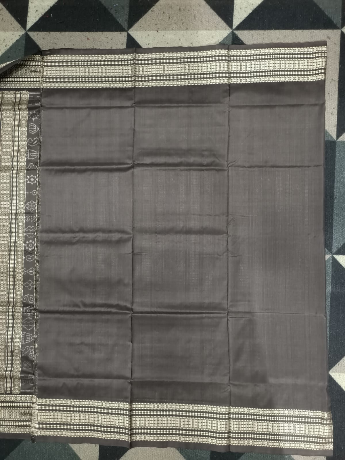 Charcoal Grey Mapple Leaf Natural Dye Sambalpuri Silk Saree