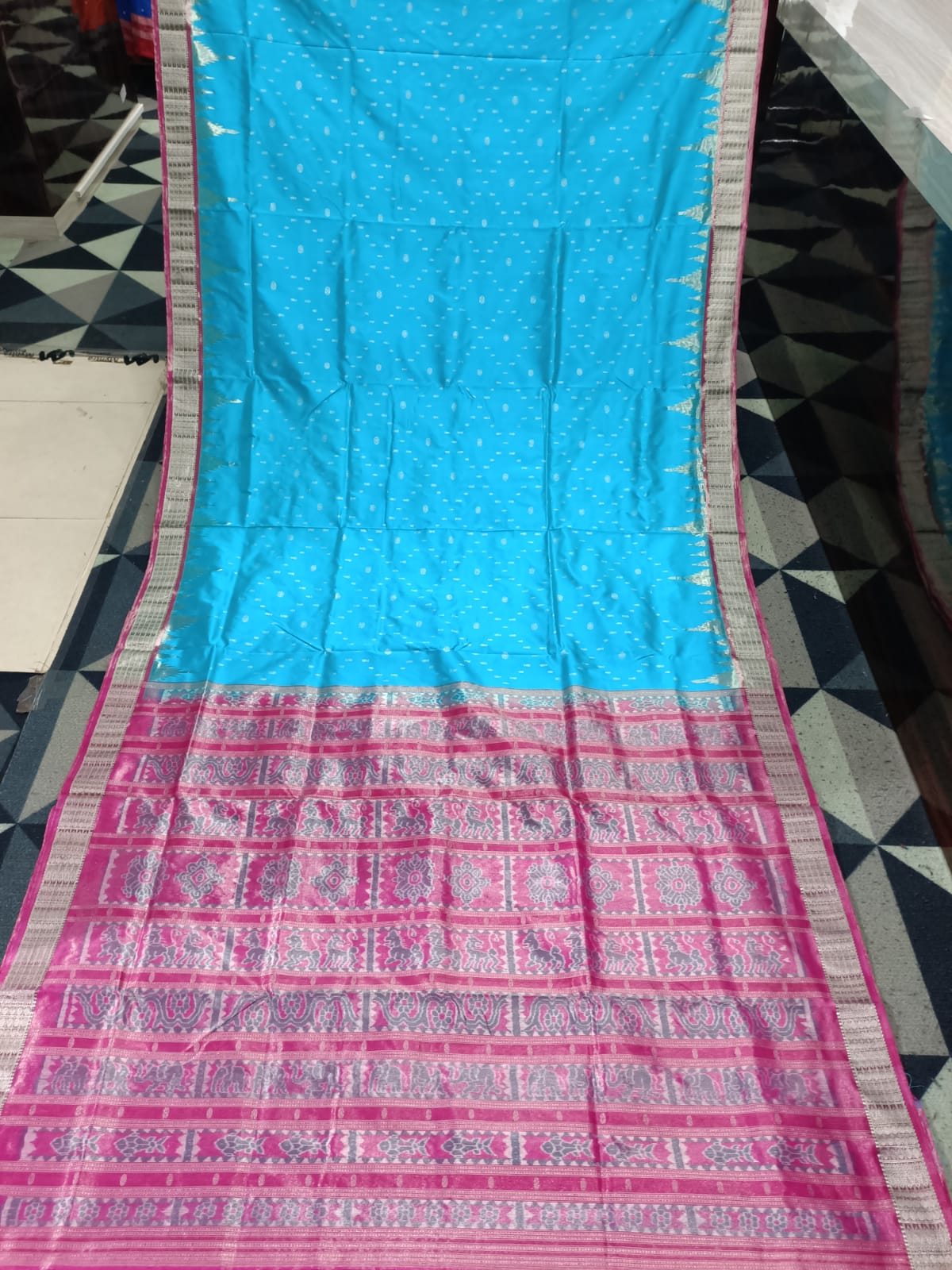 Firozi Blue Magenta Fish Buti Phoda Kumbha Tissue Sambalpuri Silk Saree