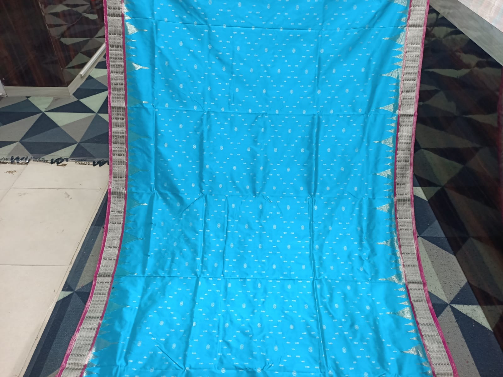 Firozi Blue Magenta Fish Buti Phoda Kumbha Tissue Sambalpuri Silk Saree