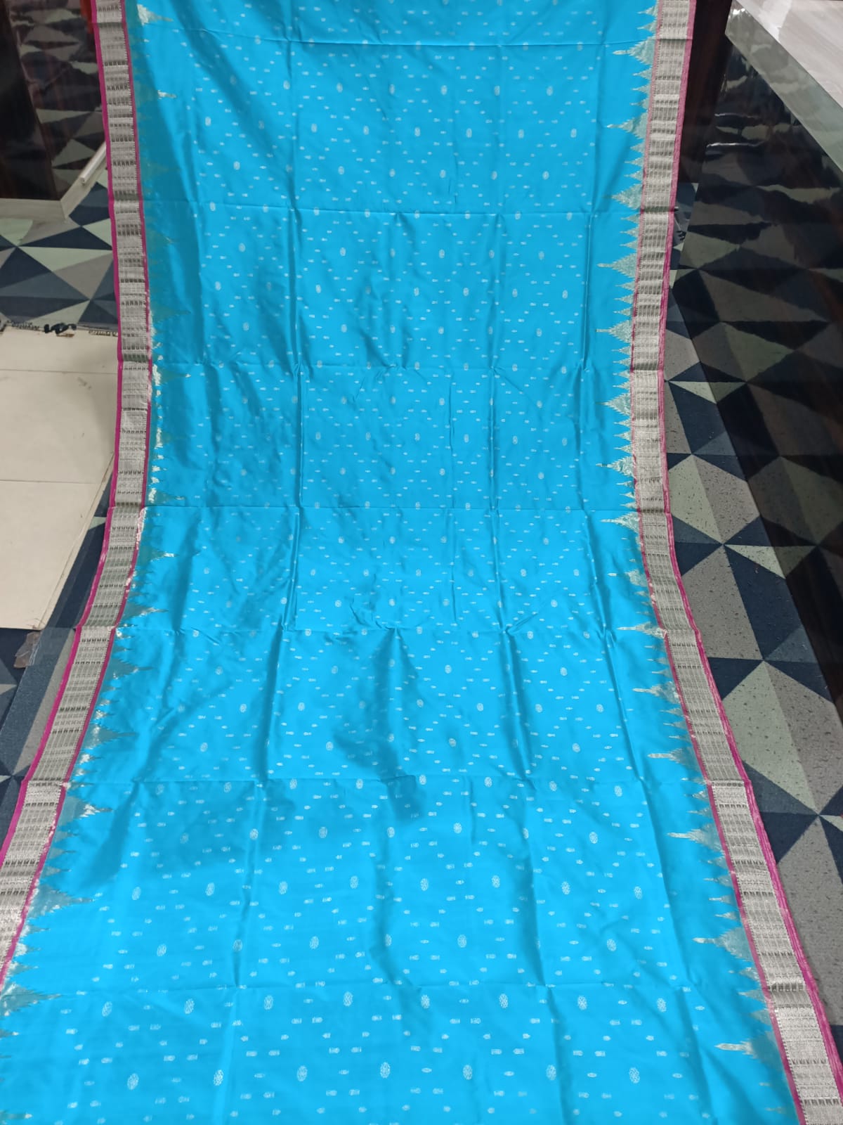 Firozi Blue Magenta Fish Buti Phoda Kumbha Tissue Sambalpuri Silk Saree