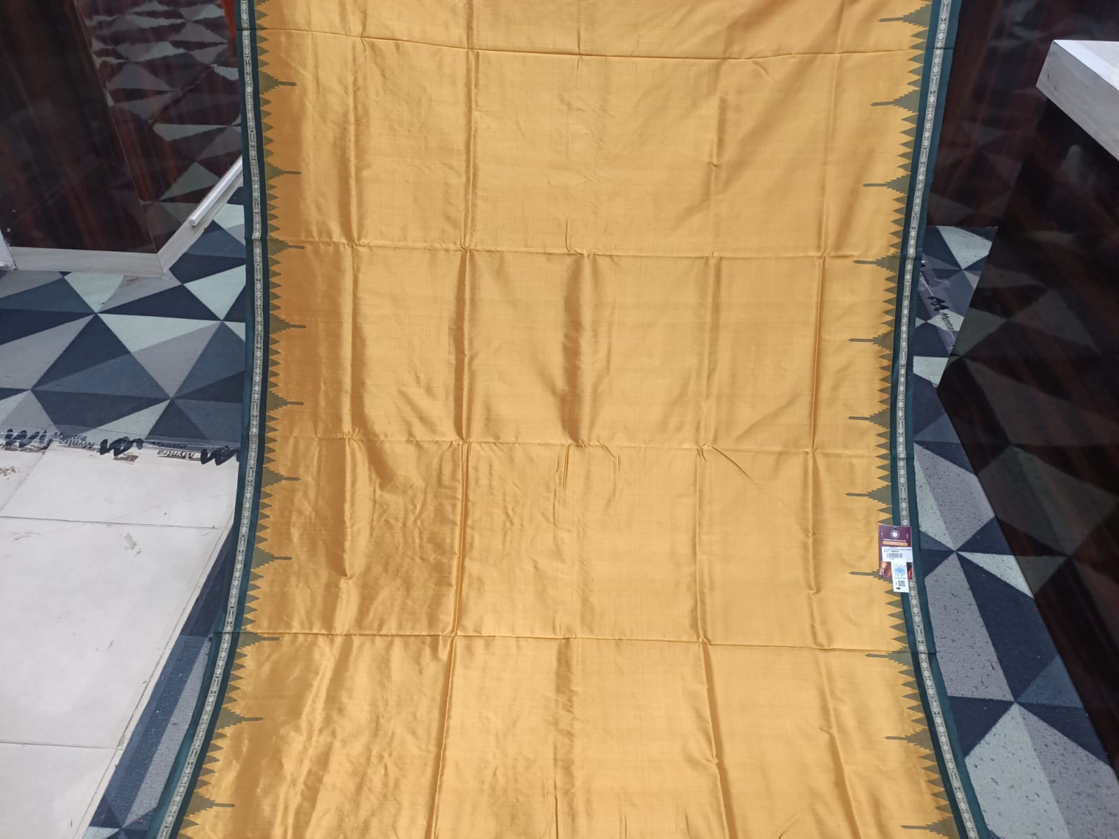 Mustard Yellow Green Ek Phulia Phoda Kumbha  Sambalpuri Silk Saree