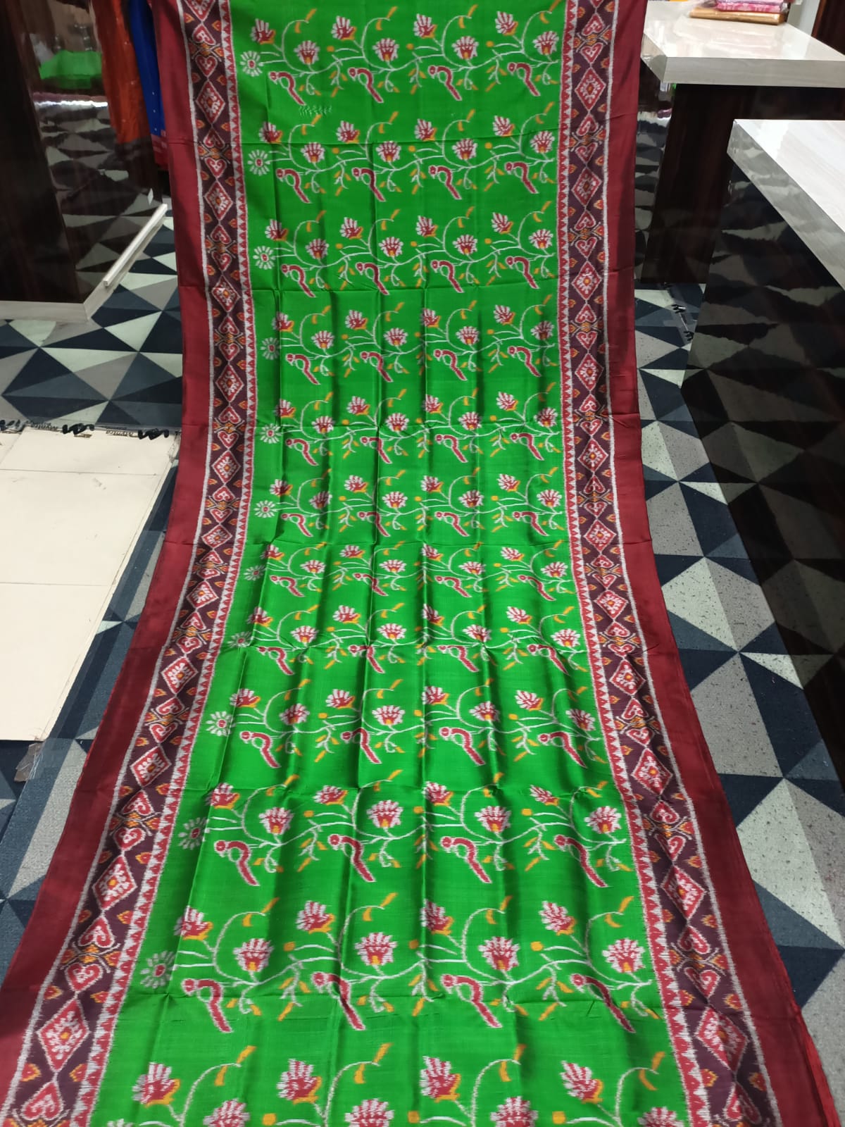 Green Maroon Birds & Tree Design Mulberry Silk Saree