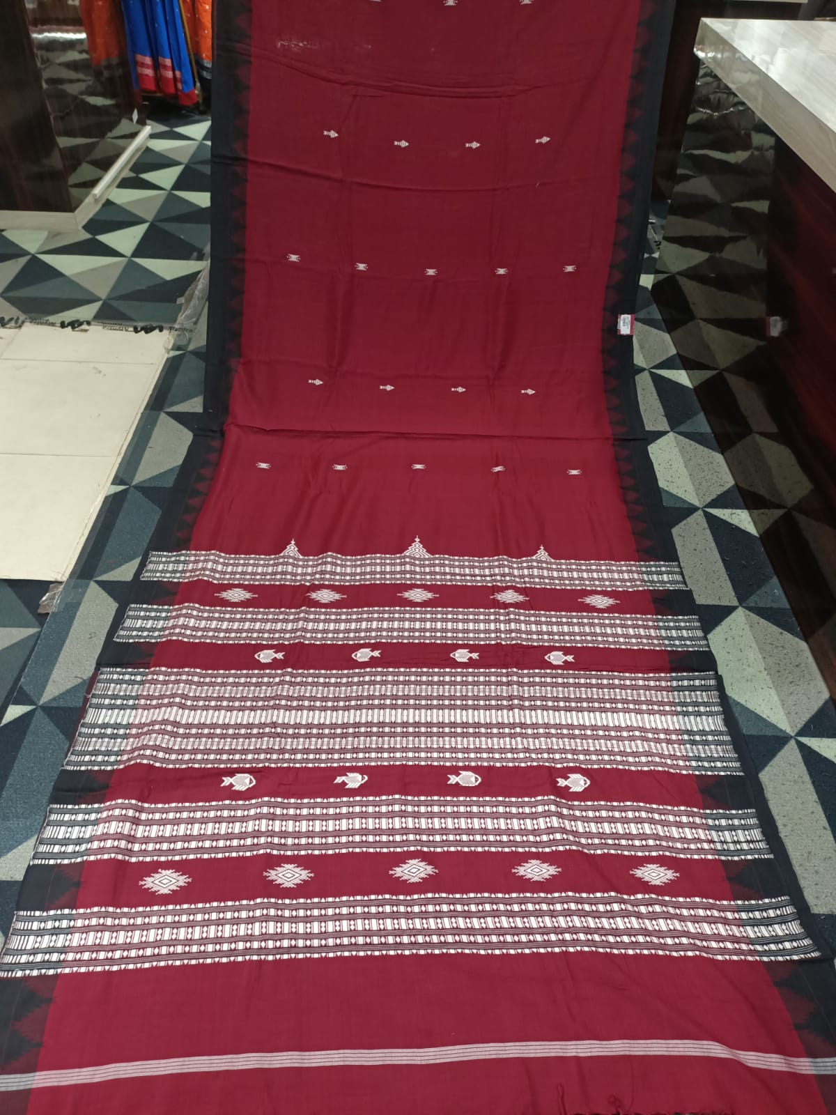 Maroon Black Plain Kumbha Border  Kotpad Cotton Saree