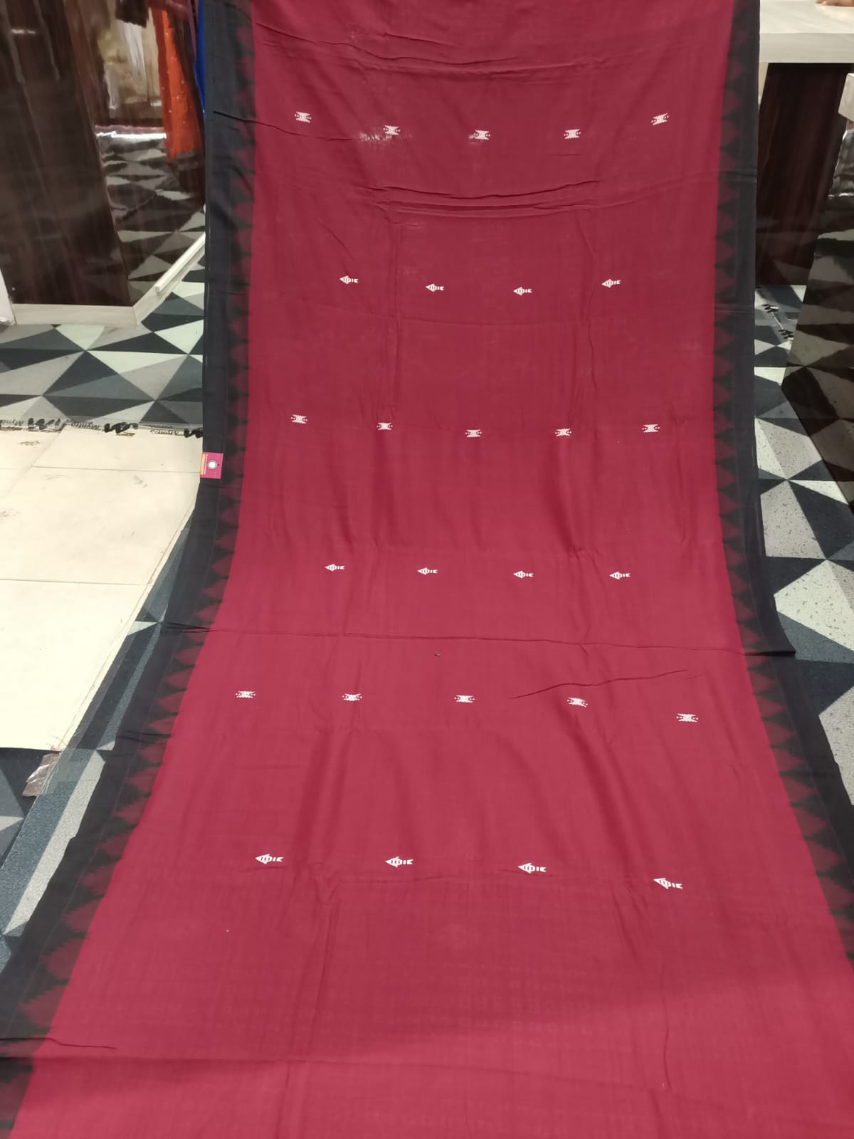 Maroon Black Plain Kumbha Border  Kotpad Cotton Saree