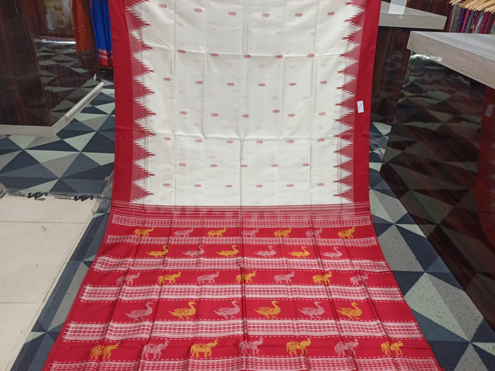 White Red Double Anchal Berhampuri Silk Saree