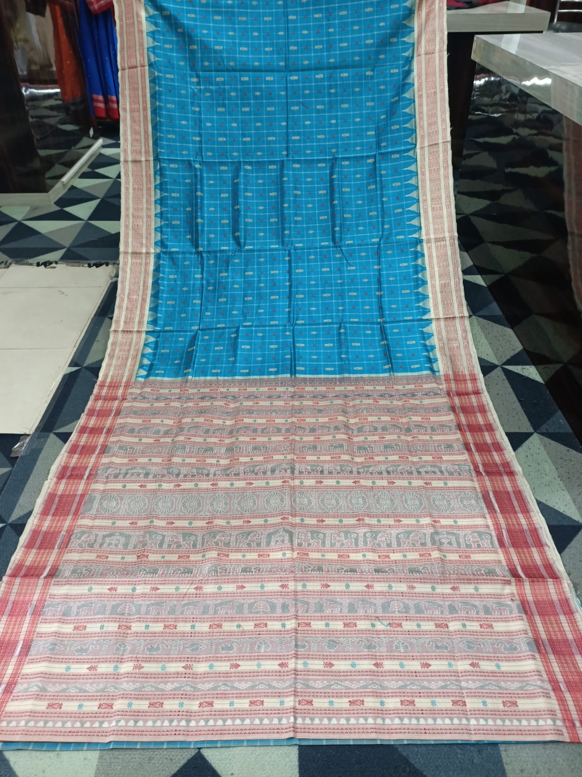 Sky Cream Hazarbuti Tussar Silk Saree