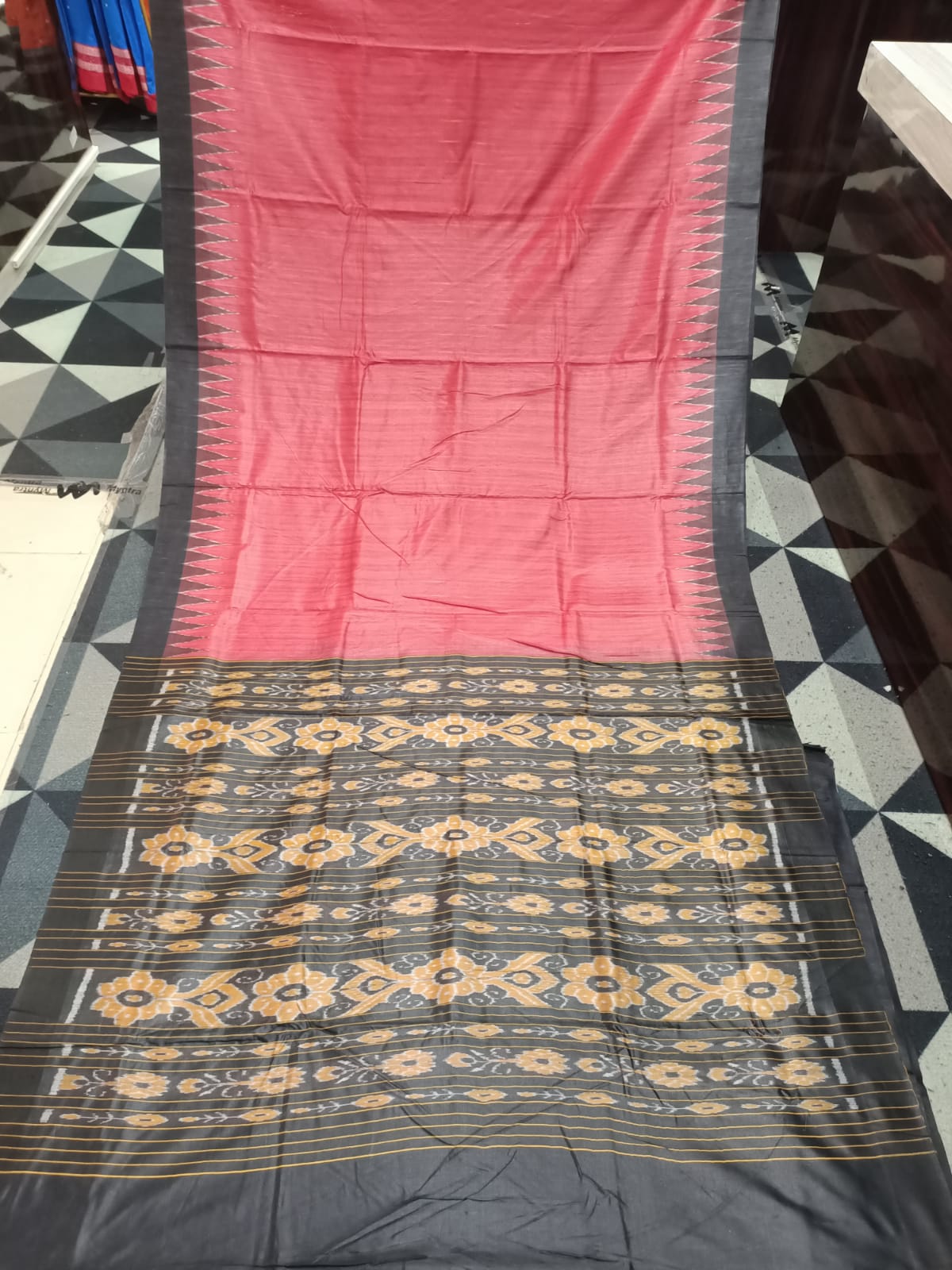 Maroon Black Kumbha Border Eri Tusser Silk Saree