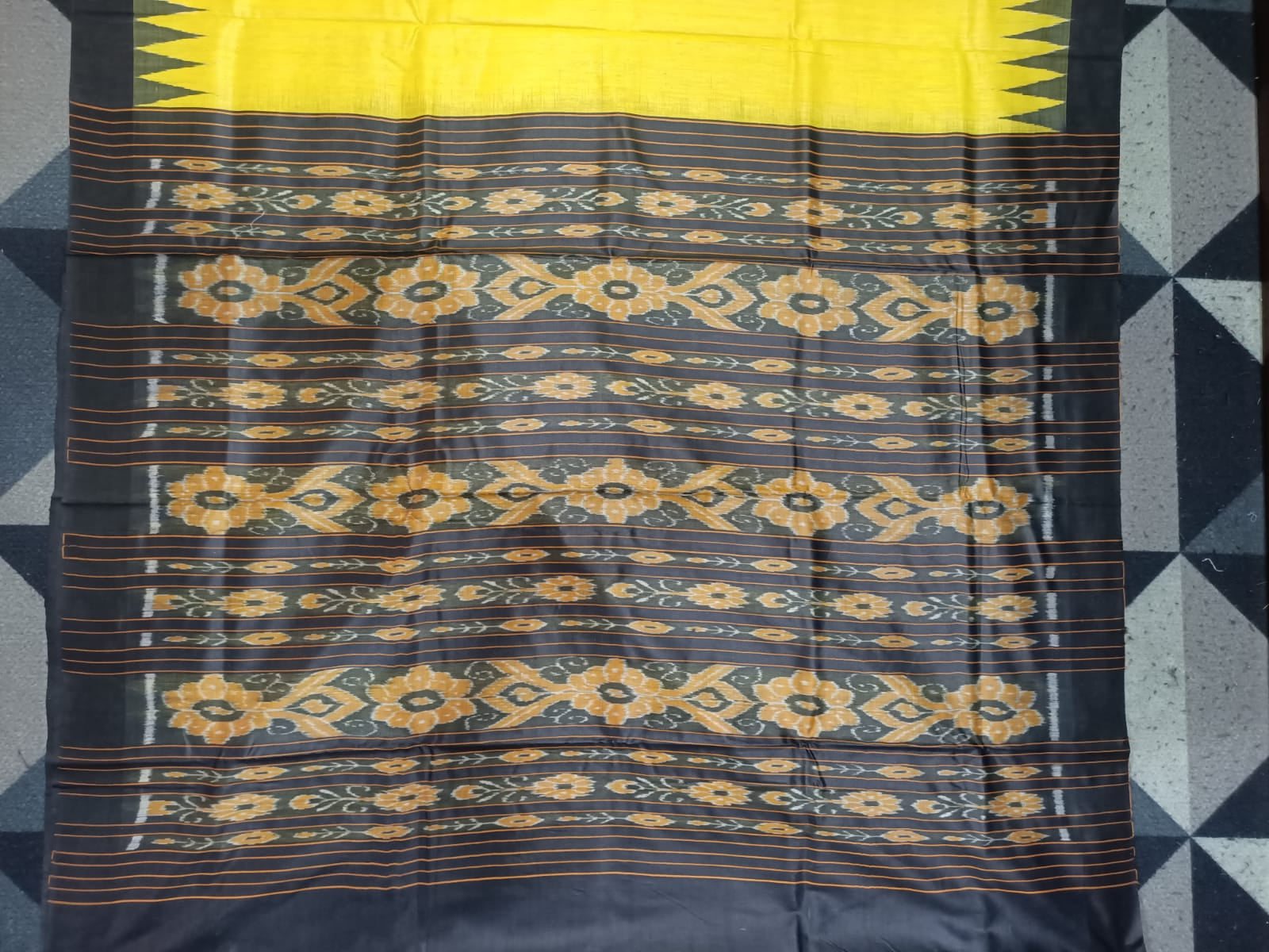 Yellow Black Kumbha Border Eri Tusser Silk Saree