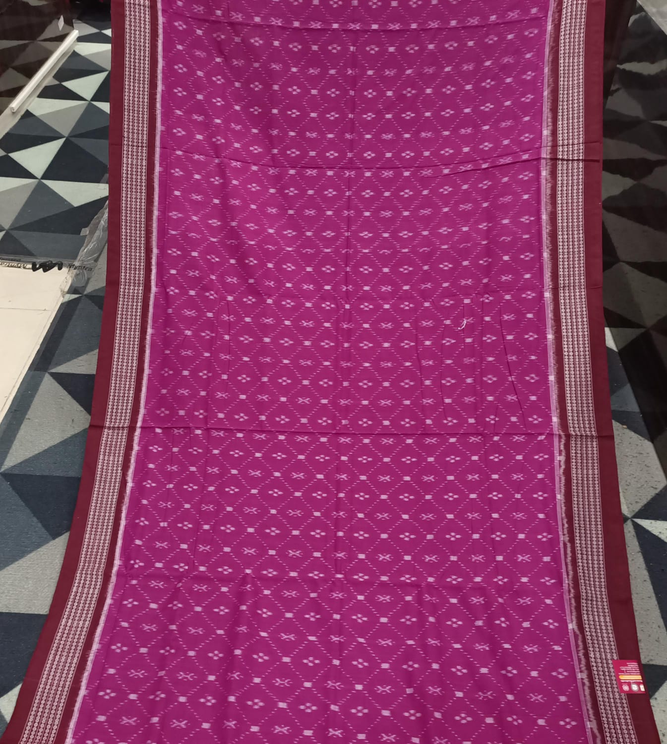 Magenta Maroon Small Flower Design Sambalpuri Cotton Saree