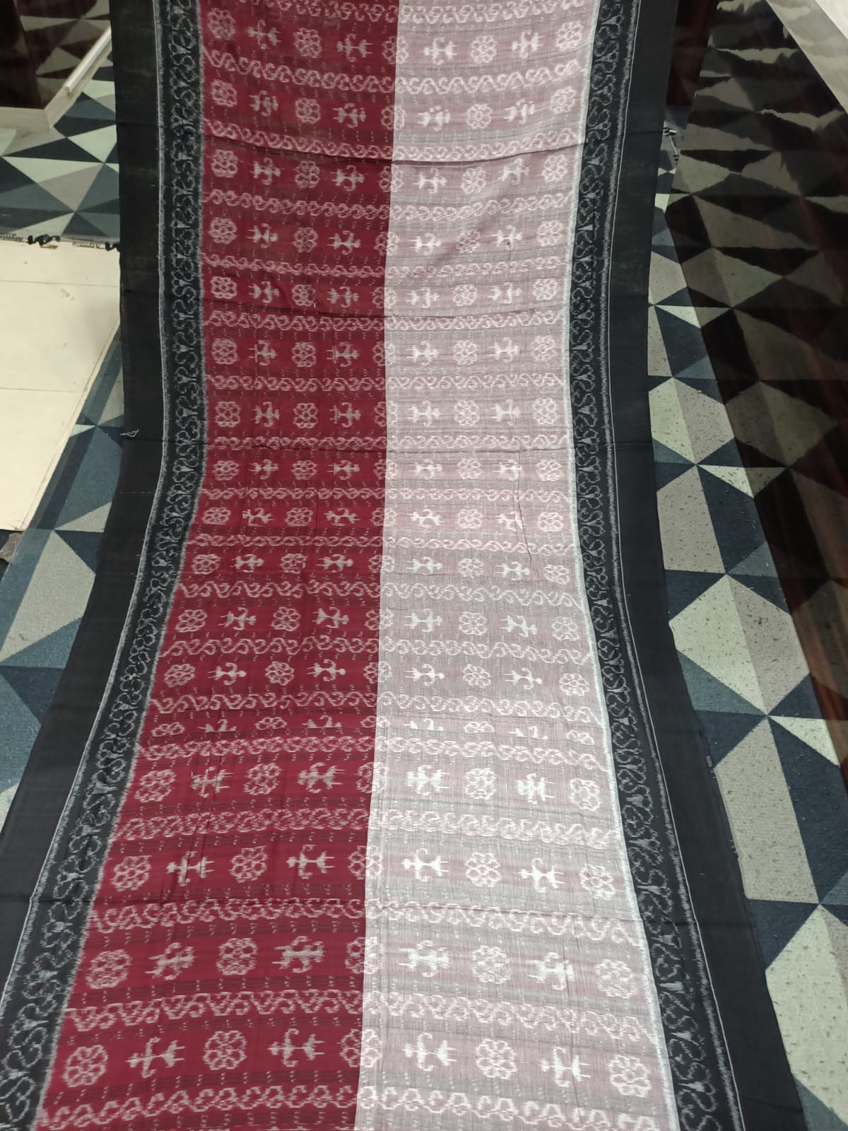 Grey Maroon Black Half Half Tribal Sambalpuri Cotton Saree