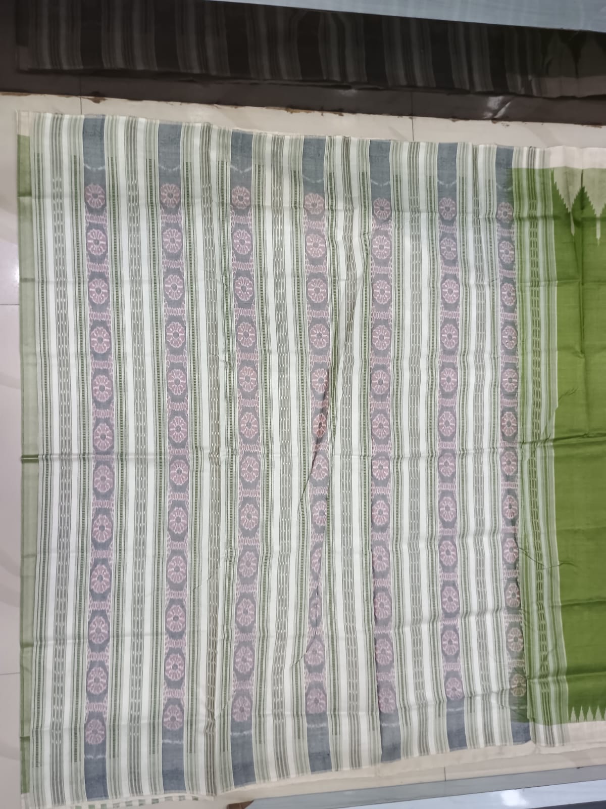 Moss Green and Off-White Sambalpuri Handloom Saree with Ikat Pallu