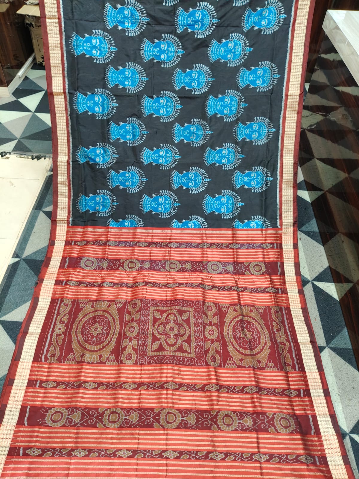 Black Maroon Copper Sulphate Odishi Face Sambalpuri Semi Silk Saree