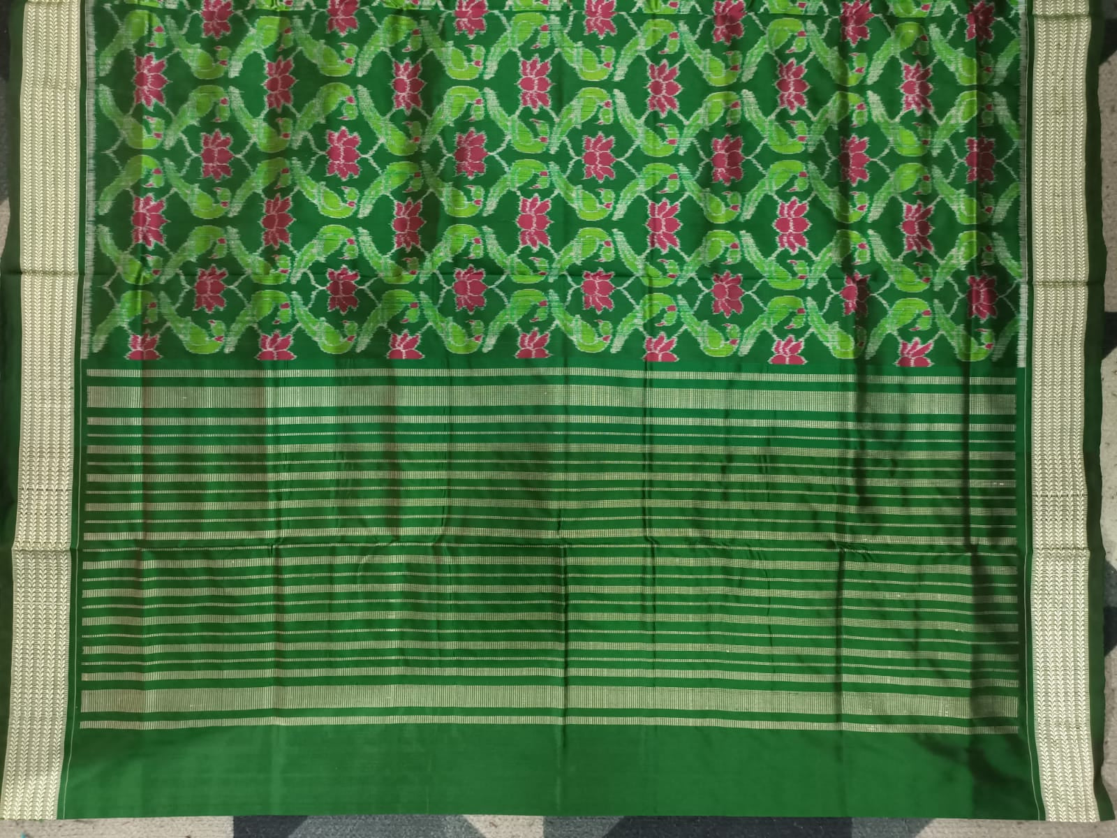 Green Dual Parrot & Lotus Design Sambalpuri Silk Saree