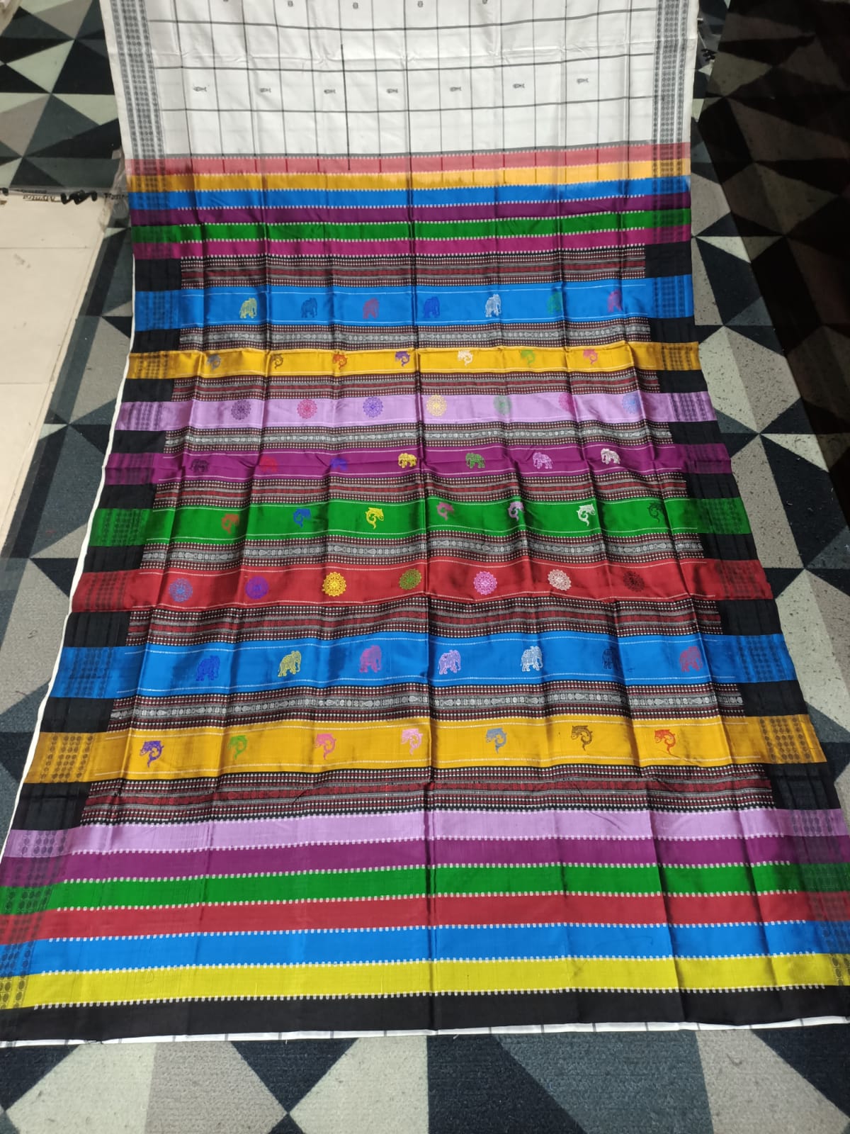White Black Checks Fish Multicolor Double Anchal Berhampuri Silk Saree