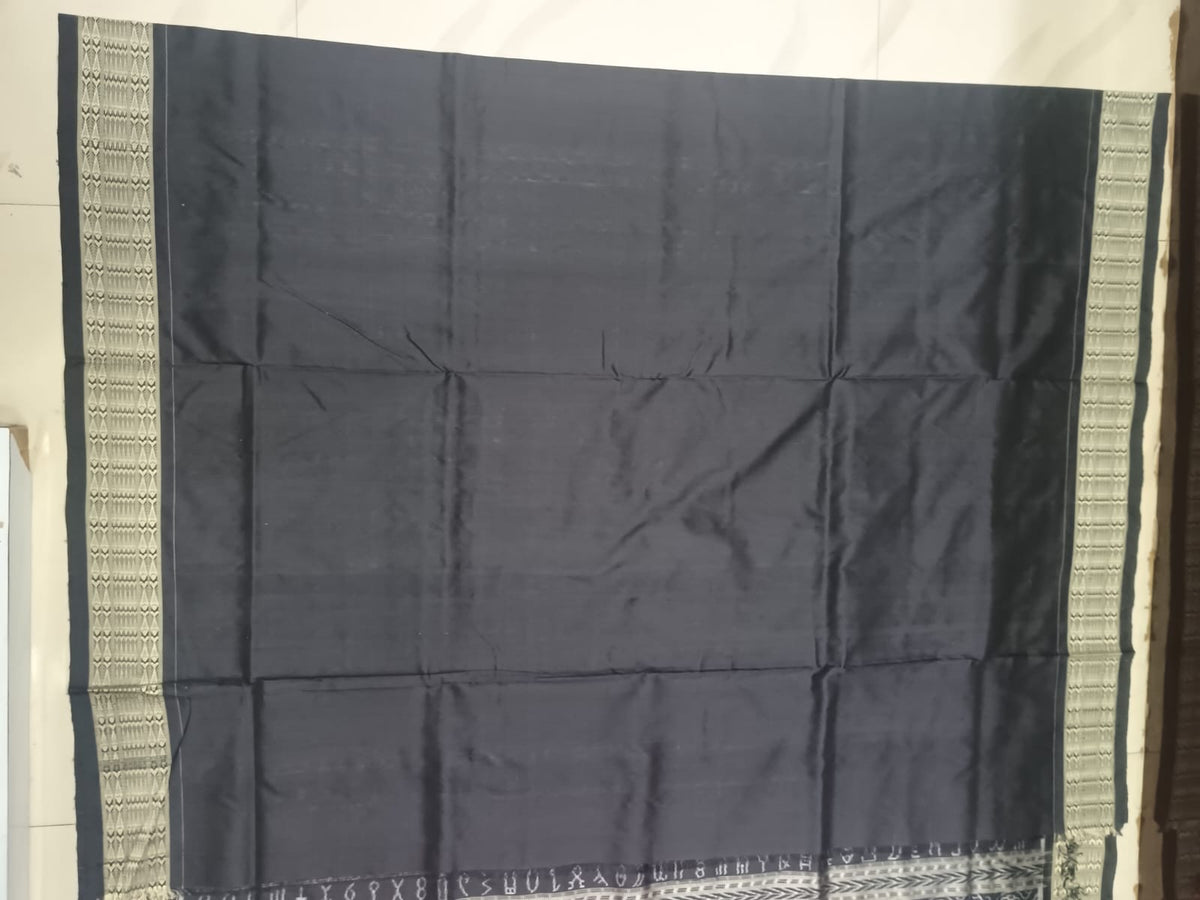 Cream and Jet Black Handwoven Sambalpuri Vichitrapuri Bomkai Silk Saree