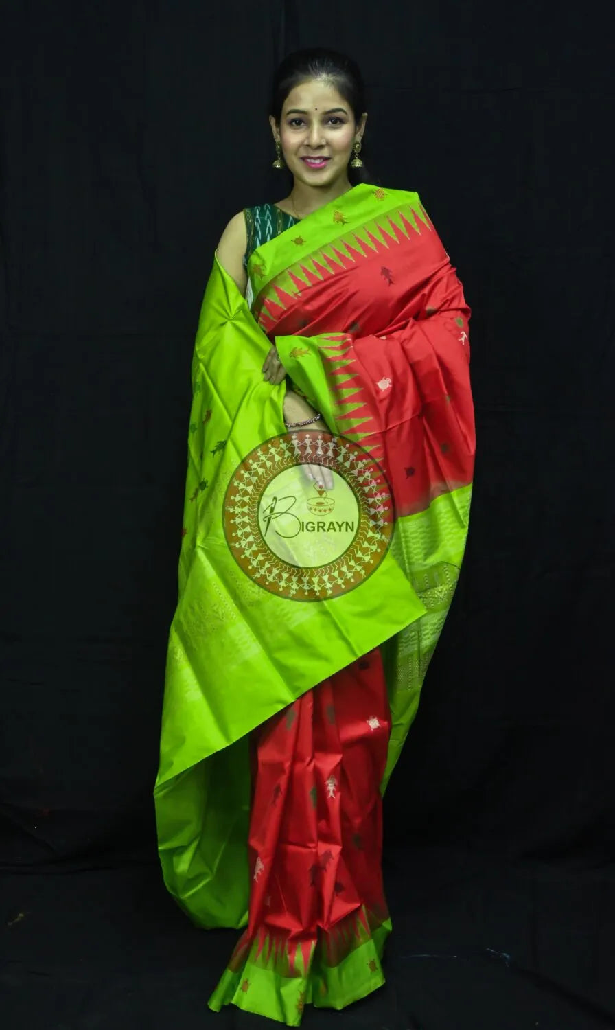 "Mastya Kachhap Red Neon Green Bomkai Silk Saree: Timeless Elegance and Vibrant Hues"