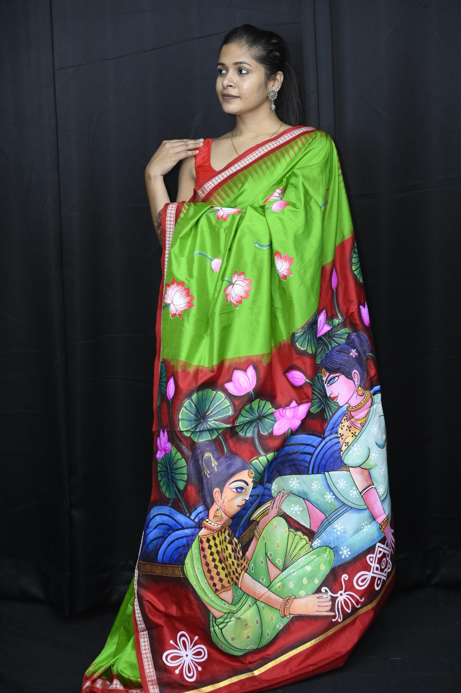 Green Red Women Jhoti Pattachitra Sambalpuri Silk Saree