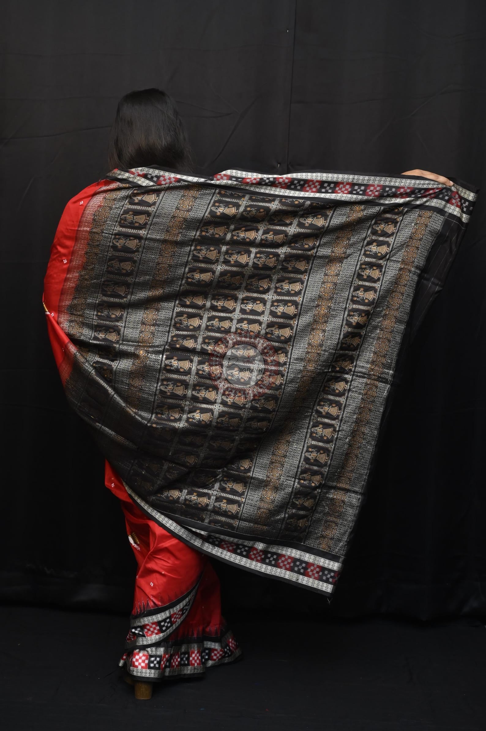 Red Black Nat Khat Kanha Theme Pattachitra Sambalpuri Silk Saree