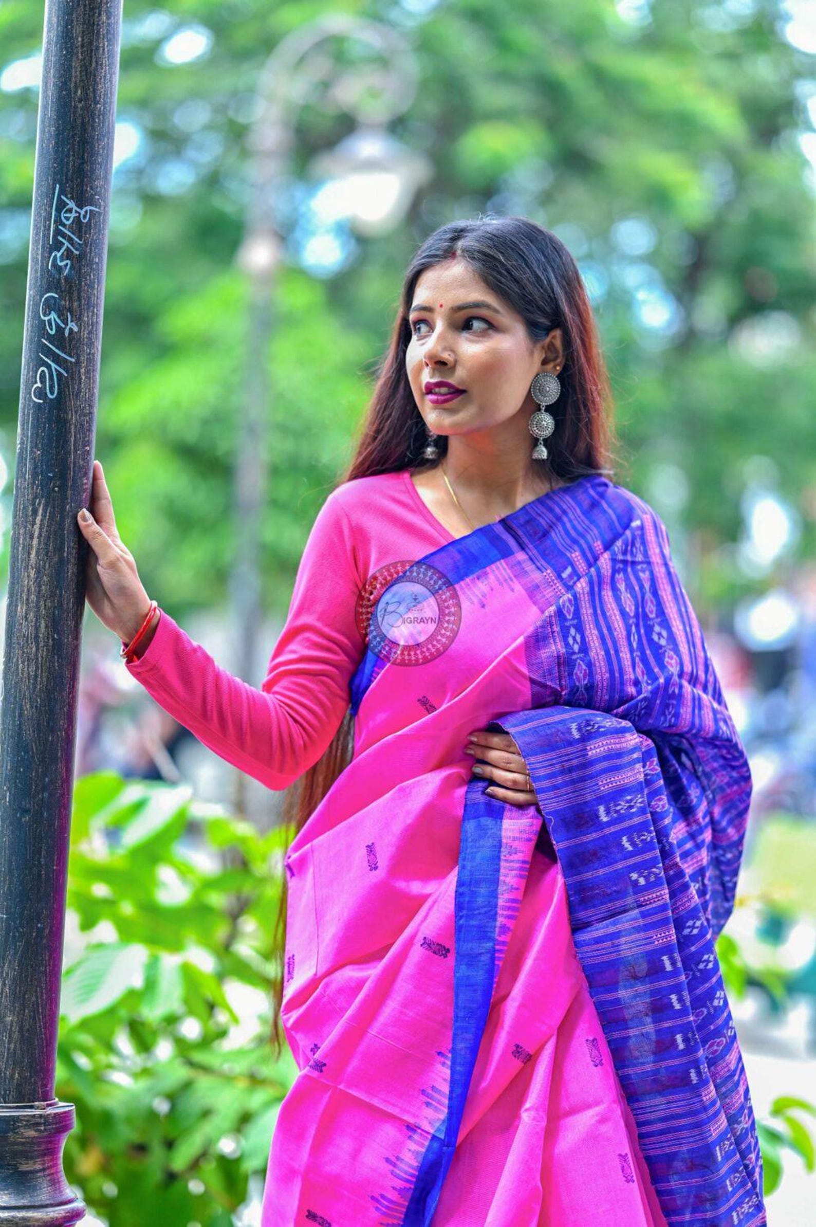 Pink Blue Fish Buti Phoda Kumbha Tussar Saree